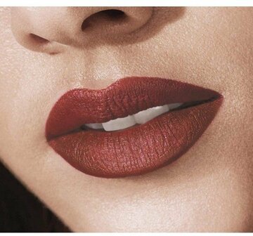 Maybelline New York - Lipstick - Color Sensational - Powder Mattes - Ultra Mat - 15 Smoky Taupe - Op Model